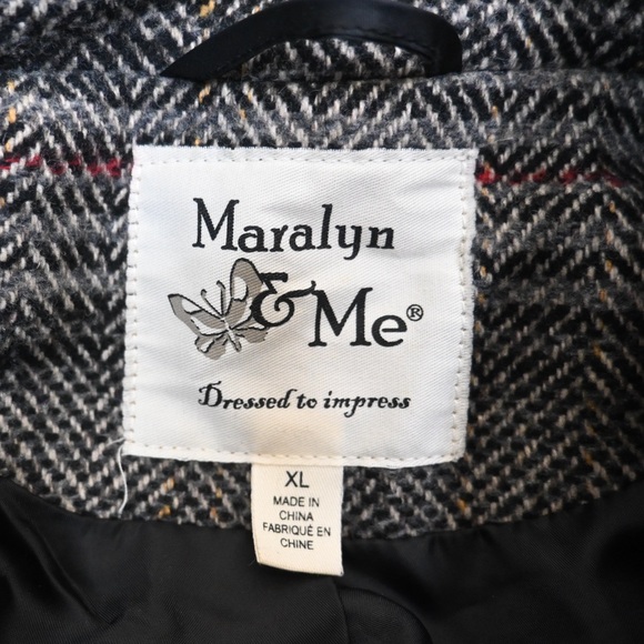 Maralyn & Me Women's XL Gray Plaid Lined Coat - Picture 8 of 10